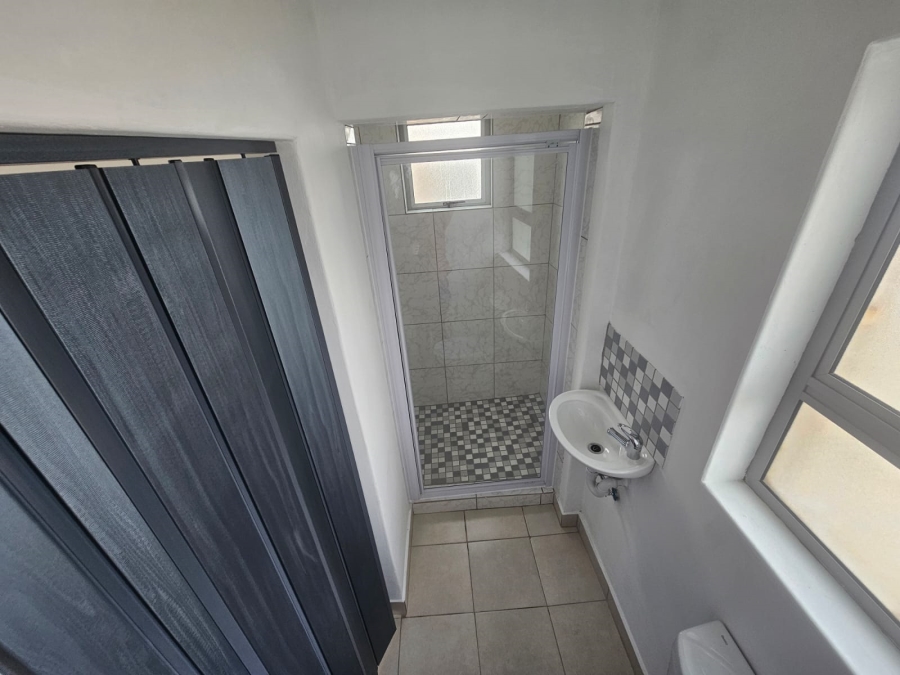 To Let 1 Bedroom Property for Rent in Zoo Park Western Cape